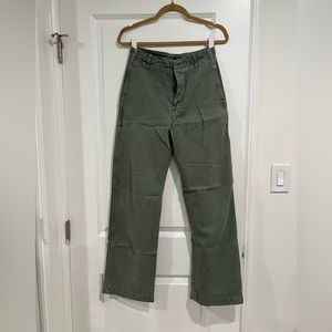 Baggy Green Jeans
